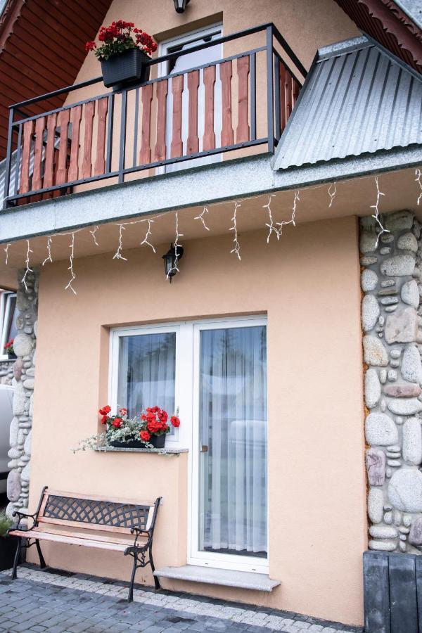 Tatrzanskie Spanie Pokoje Goscinne Poronin Exterior photo