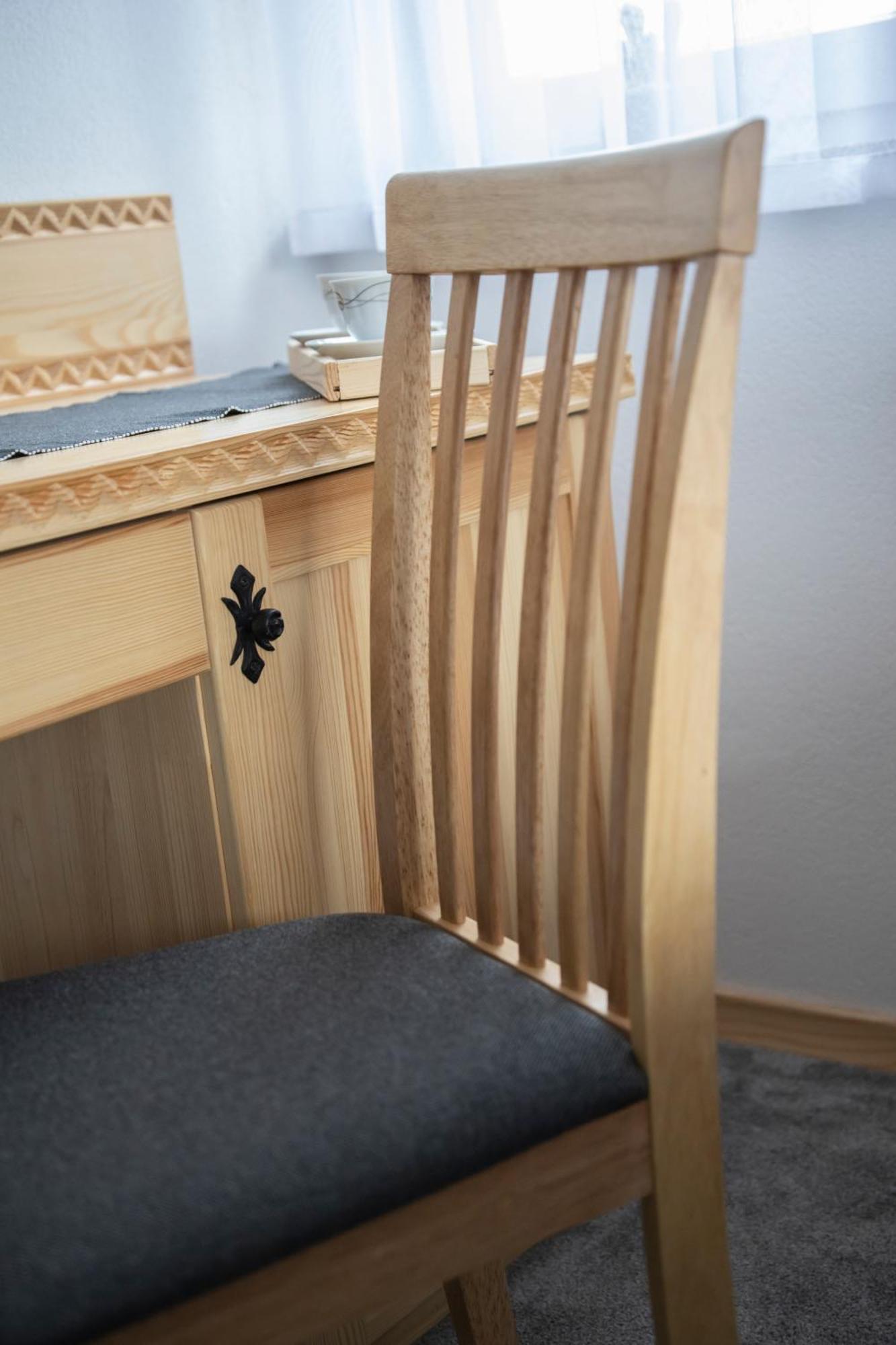 Tatrzanskie Spanie Pokoje Goscinne Poronin Room photo